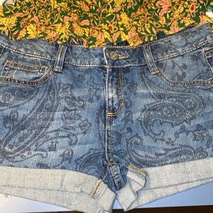 Arizona Jean Company Blue Jean Shorts